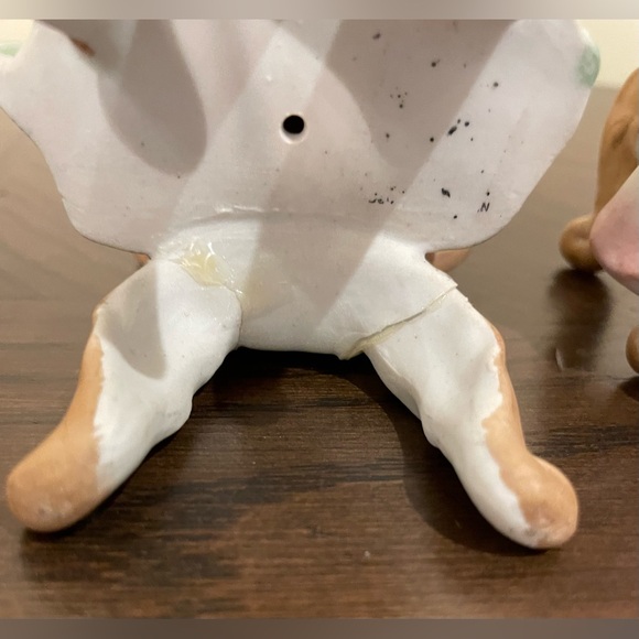 Vintage Andrea S Man with Mandolin & Woman With Flower in Chairs Figurines - Picture 8 of 8